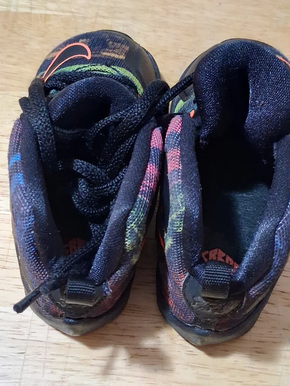 Nike Kids' Multicolor Athletic Shoes - Black/Neon Orange Accent
